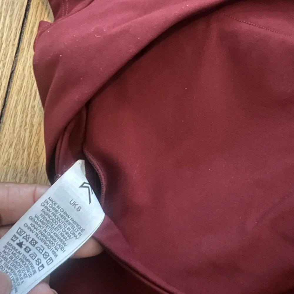 Oner Active Unified Front Twist Top - Picture 3 of 3